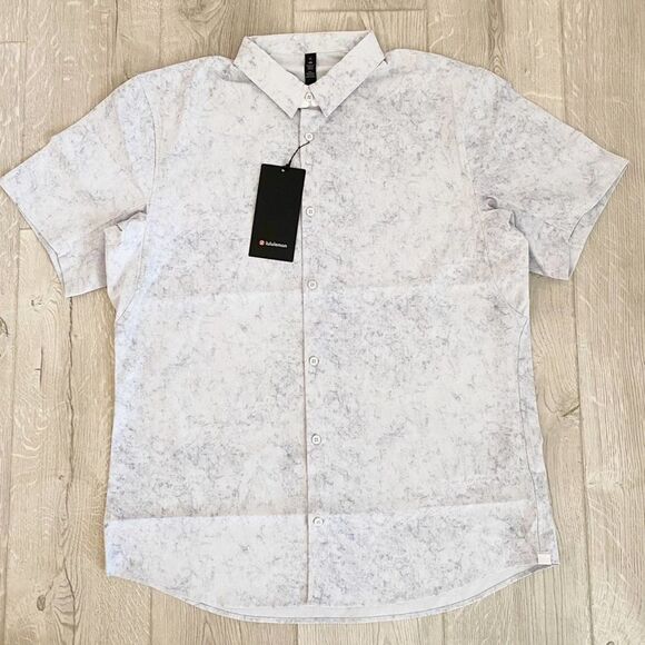 Lululemon Short Sleeve Button Down Casual Shirt XS - Picture 1 of 5